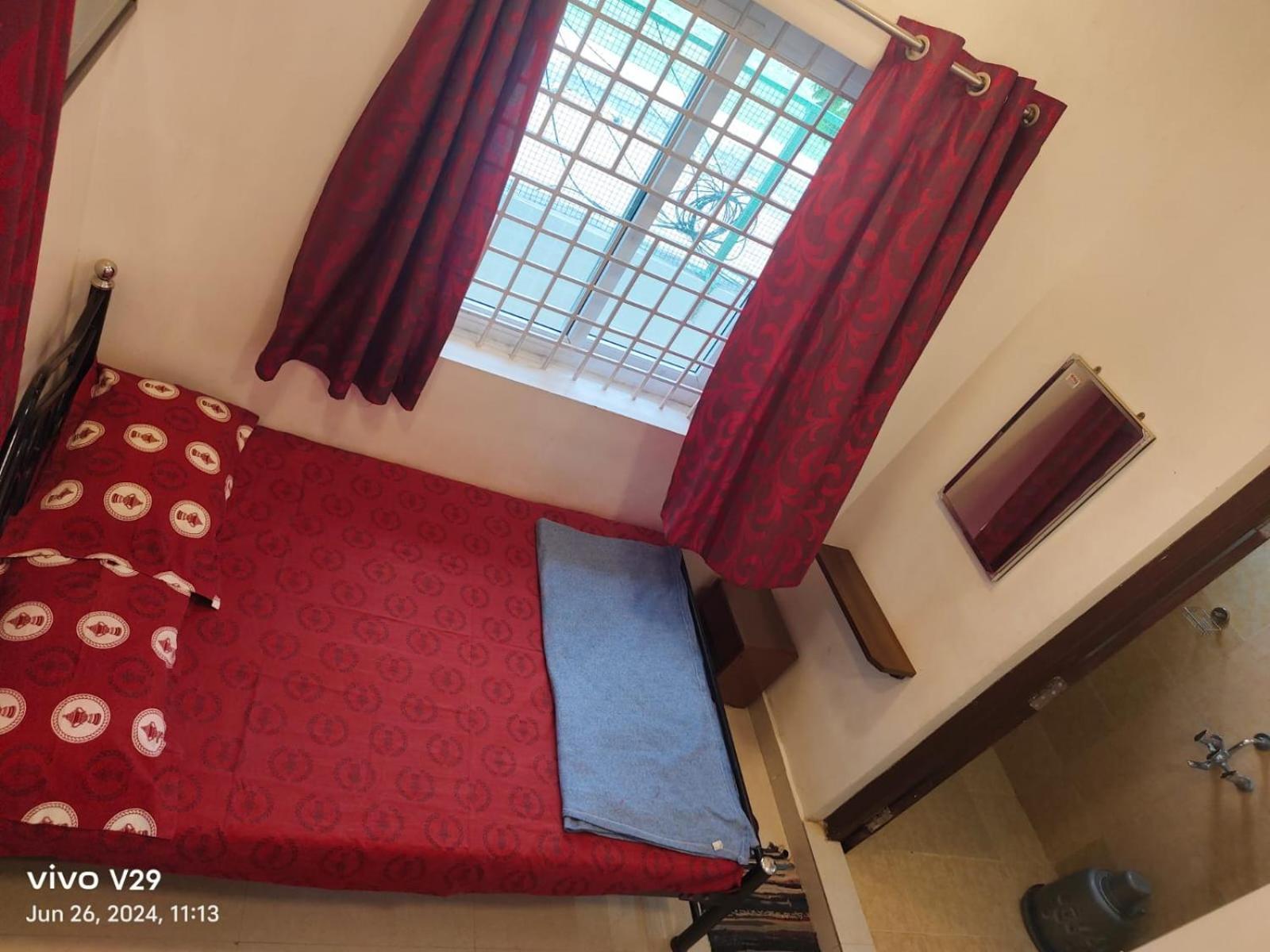 Sree Laxmi Mahal Hotel Tuticorin Exterior photo